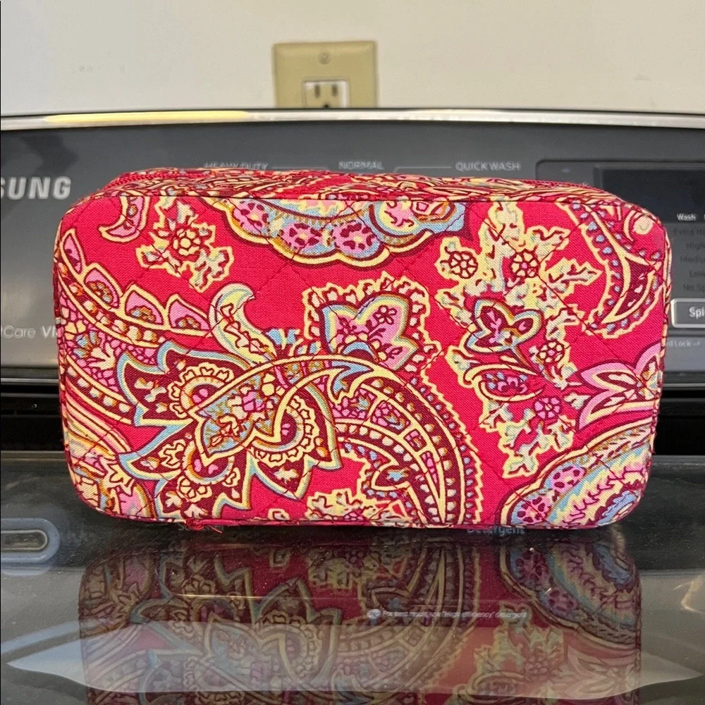 Elegant Pink Paisley Jewelry Organizer with Zip